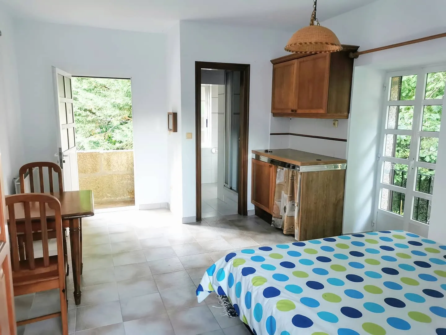 Una habitación del antiguo hotel, sin redecorar